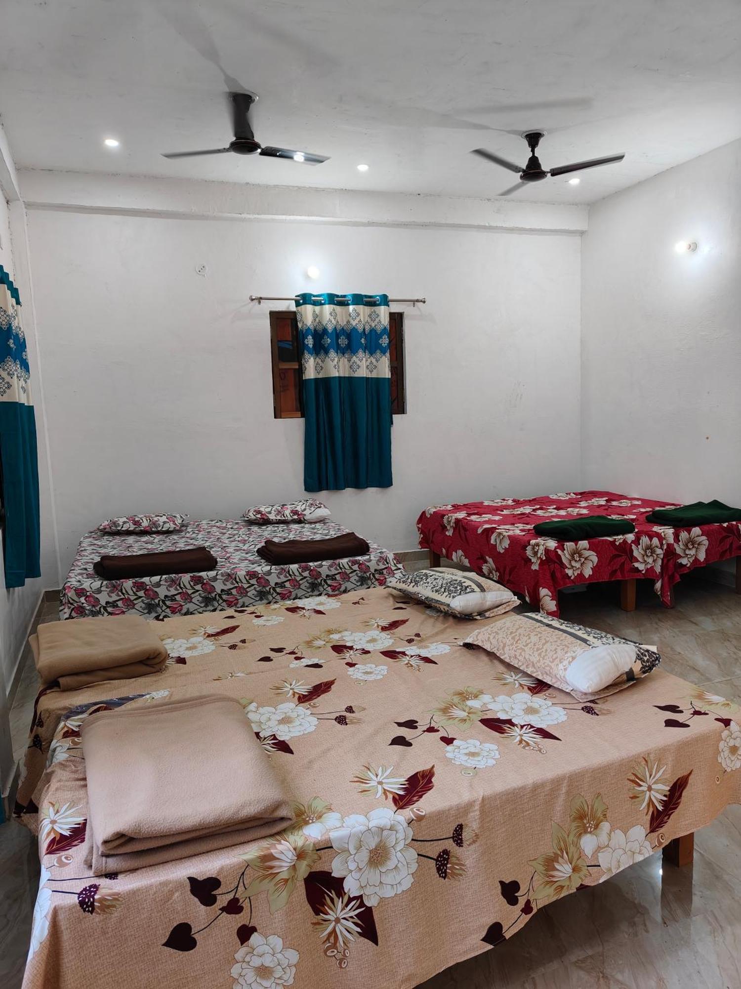 Nature Homestay Varanasi Exterior foto